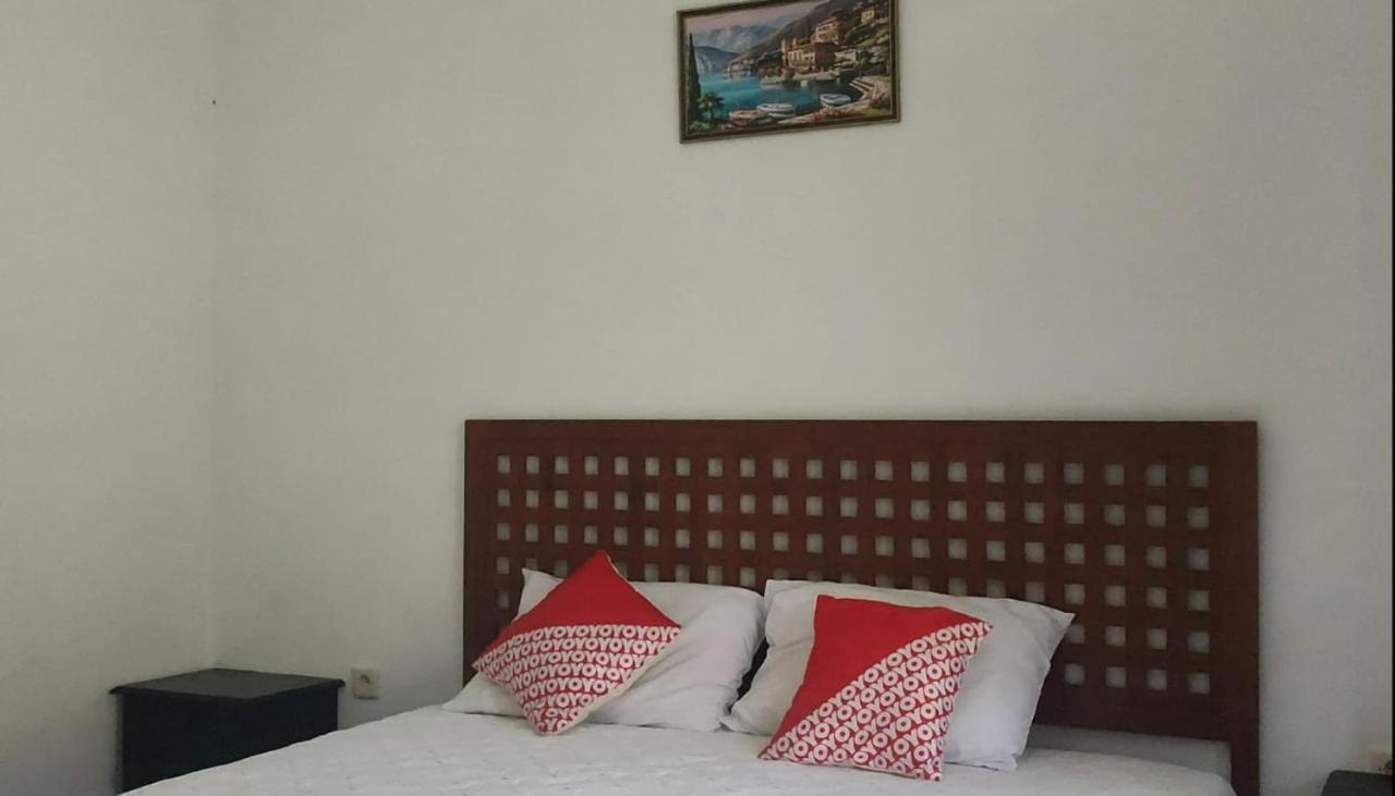 Oyo 2864 Mangsit Garden Homestay Exterior foto