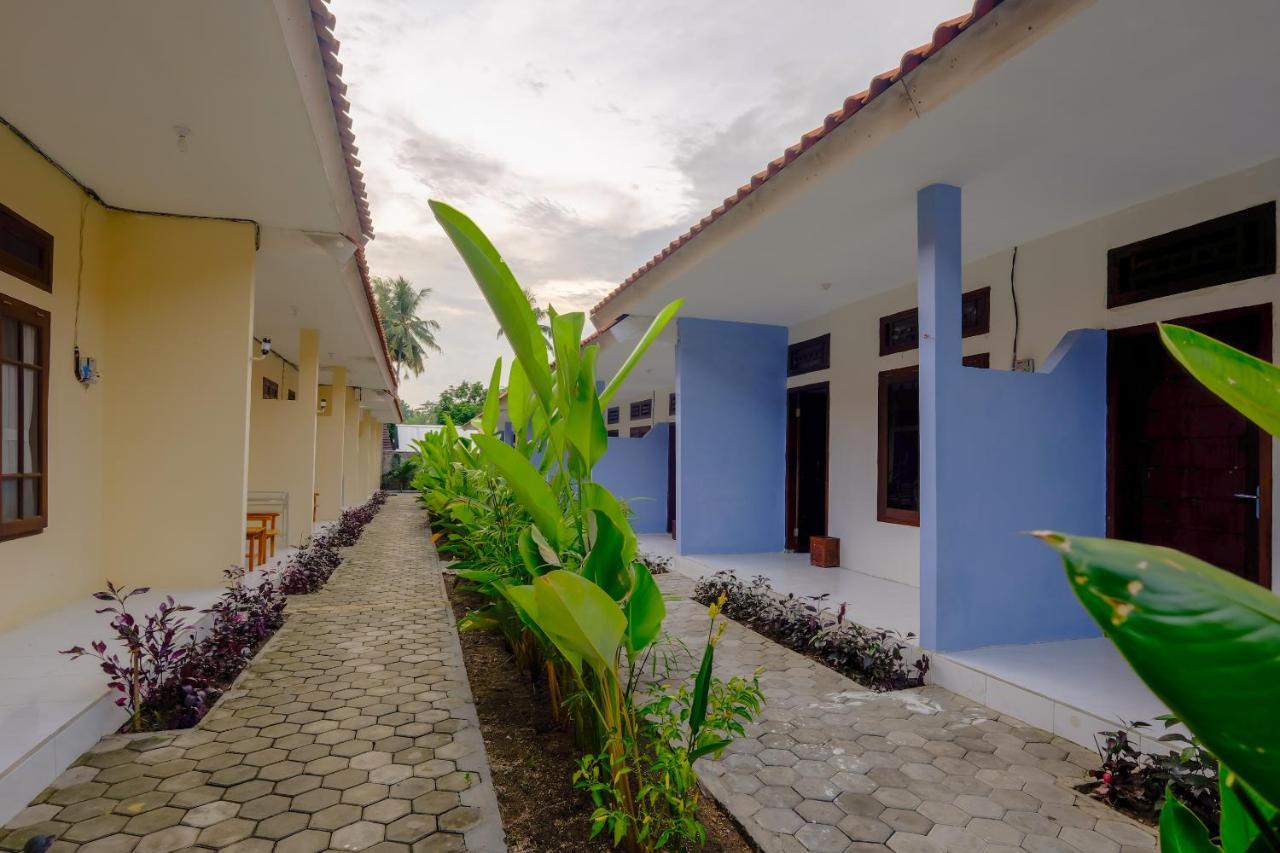 Oyo 2864 Mangsit Garden Homestay Exterior foto